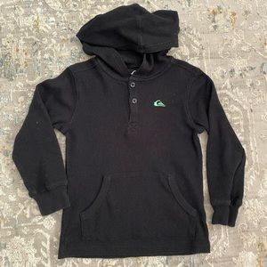 Boys size 4 quicksilver shirt